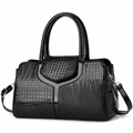 Sac à main élégant noir motif crocodile avec design en V et poignées pour femmes - Noir