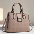 Elegante bolso de mano rosa palo para mujer con textura trenzada y bandolera - L29 A23 A13 / Caqui