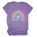 Dettaglio dello slogan Good Day to Play e stampa arcobaleno su t-shirt viola melange - Taglia S / Viola