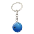 Détail du pendentif boule de bowling bleue avec porte-clés argenté et finition verre - Jy007982-11