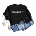 Mise à plat d'un sweat-shirt noir imprimé SWEARING HELPS avec un jean bleu denim - S / Noir (Police Blanche)