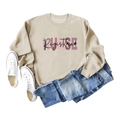 Sweat beige avec imprimé Nurse rose et jean bleu présentés à plat sur blanc - S / Sable (Graphique Noir)