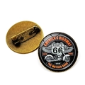 Insigne vintage Route 66 en bronze avec dôme en verre et design American Highway - Motif Moto Ailes Route 66 Vintage (JY008183-1)