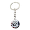 Détail du porte-clés Route 66 argenté avec motif drapeau américain Texas sur fond blanc - Panneau Routier du Texas avec Drapeau (JY008196-8)