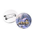 Vue détaillée avant et arrière d'une broche de Noël avec paysage de neige et épingle de sûreté - Style Cabane sous la Neige Chaleureux (JY008223-11)
