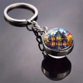 Détail de porte-clés Halloween avec pendentif en verre et manoir gothique illustré - Style Château Fantôme sous la Lune (JY008512-4)