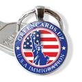 Close-up of New York souvenir keychain with US flag and Statue of Liberty design - Greencards.uz Theme (JY008531-9)