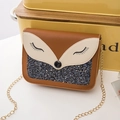 Sac bandoulière renard marron avec patchwork en cuir blanc et finition pailletée bleue - Marron
