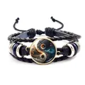 Vue détaillée du bracelet multicouche en cuir tressé avec pendentif paysage Yin Yang - Paysage Jour Nuit Yin Yang (JY008564-8)