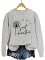Détail des poignets côtelés et imprimé pissenlit Just Breathe sur sweat gris - S / Imprimé pissenlit / Gris