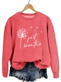 Gros plan sur l'imprimé pissenlit Just Breathe d'un sweat rouge en coton à manches - S / Imprimé pissenlit / Rouge
