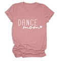 Dettaglio della maglietta rosa antico con stampa DANCE mom e motivo a cuore bianco - Oro Rosa (Font Bianco)
