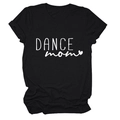 Dettaglio della stampa Dance Mom con cuore su t-shirt nera in cotone casual a girocollo - Nero (Font Bianco)