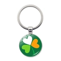 Detailed macro view of the silver shamrock keychain with Irish flag heart pattern clover - Heart-Shaped Clover Glass Style (JY008700-Silver 8)