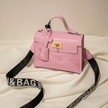 Pink patent leather square handbag with Little Beauty print and wide woven shoulder strap - Pink