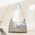 Elegante borsa a spalla argento con motivo geometrico riflettente arcobaleno - Argento