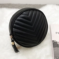 Borsa a tracolla rotonda nera trapuntata con nappa in pelle e catena dorata alla moda - Nero