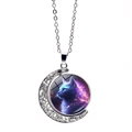 Himmlische Katze Mondsichel Anhänger Halskette mit lila Sternennebel Glas-Cabochon - Traumhafter Sternenhimmel Katze (JY008796-9)
