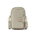 Sacoche téléphone verte en cuir grainé avec bandoulière réglable et fermoir doré chic - Vert