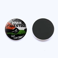 Detail of round Palestine fridge magnet with Free Palestine slogan and magnetic back - Viva Palestina Slogan (JY008769-9)