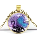 Collier dragon vintage en bronze avec pendentif en verre bleu et violet sur fond blanc - Bronze - Dragon Violet