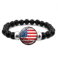 Detalle del patrón de bola de golf con bandera de EE. UU. en pulsera elástica - Tema Golf