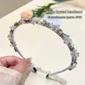 Dettaglio macro del cerchietto con cristalli bianchi, perline e misura di 37 cm - Cristallo Bianco (W23)
