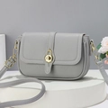 Sac bandoulière chic en cuir gris à motif litchi avec fermoir tournant doré élégant - Gris