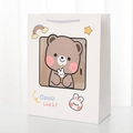Sac cadeau blanc en papier avec motifs ours et lapin mignons et texte Good Luck - Petit (14.5*10*19.5cm) / Lapin Blanc