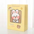 Sac cadeau jaune pâle orné d'un lapin mignon buvant du bubble tea avec anses blanches - Petit (14.5*10*19.5cm) / Lapin Jaune