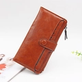 Portafoglio lungo vintage da donna in pelle PU marrone scuro con cerniera e bottone - Marrone
