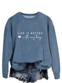 Détail de l'imprimé sur le sweat à manches longues bleu clair en maille chinée - Bleu (Police Blanche)