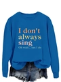 Détail du sweat-shirt bleu avec imprimé slogan et short en jean aux bords effilochés - S / Bleu Lac