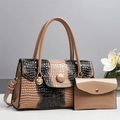 Ensemble sac à main deux pièces beige et noir motif crocodile avec breloque coquillage doré - Khaki