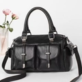 Borsa tote nera testurizzata con doppie tasche frontali e tracolla regolabile - Nero