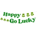 Glitzerndes Happy Go Lucky Banner mit grünen Kleeblättern für St. Patrick's Day Deko - St. Patrick's Day Banner