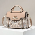 Fashionable embroidery crossbody bag with wave patterns and golden swan buckle - 23cmx11cmx18cm / Khaki