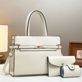 Détails de l'ensemble de sacs crème avec ferrures dorées et texture cuir lisse - Blanc Cassé