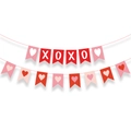 Striscione di San Valentino con cuori rosa e scritte XOXO su sfondo bianco per feste - Bandiere A Coda Di Rondine A Forma Di Cuore Xoxo Rosse E Rosa