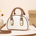 Mini borsa retrò in pelle beige e marrone con tracolla regolabile per uso quotidiano - Bianco