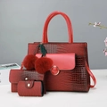 Ensemble détaillé de sac cabas rouge motif crocodile avec portefeuille et étui assorti - Rouge