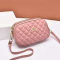Mini sac à bandoulière matelassé rose pour femme avec trois couches zippées - Rose