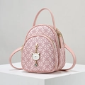 Mini Rucksack in Rosa mit Monogramm-Muster und süßem Katzenanhänger für Damen Mode - Rosa