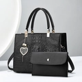 Sac cabas noir à motif crocodile avec pochette et pendentif cœur élégant - 27cmx11cmx21cm / Sac Fourre-Tout Et Pochette / Noir