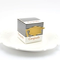 Minimalistische Abschluss-Geschenkbox mit schwarz-weißen Streifen und Goldfolien-Schrift - Abschlussfeier Favor Box (Nur Mit Karte)