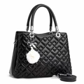 Bolso de mano acolchado de cuero sintético negro con colgante de lazo y correa - Negro