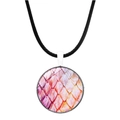 Collana con ciondolo a uovo di drago in vetro a scaglie rosa e viola e cordino nero - Motivo a Scaglie di Drago Rosa e Viola (JY006282-4)