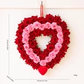 Ghirlanda a forma di cuore con rose rosse e rosa 37x35 cm per decorazione San Valentino - Stile C (Rose rosse e rosa con ciondolo a cuore)