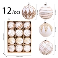 Lot de 12 boules de Noël blanches floquées avec motifs pailletés dorés et perles - 8cm / Blanc Cassé
