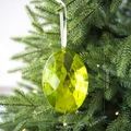 Groot gefacetteerd limoengroen acryl ovaal edelsteenornament voor kerstboomversiering - S / Groen